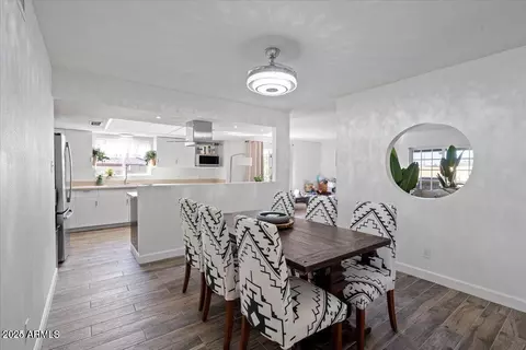 2438 E Claire Dr, Phoenix, AZ 85032 photo 6