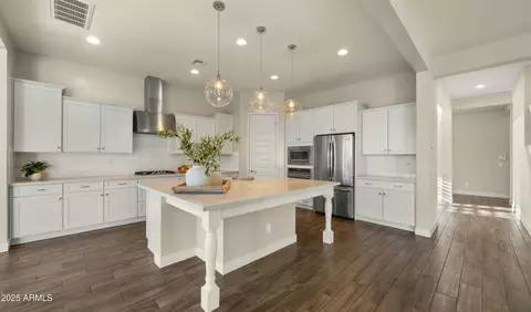 4611 E Casitas Del Rio Dr, Phoenix, AZ 85050