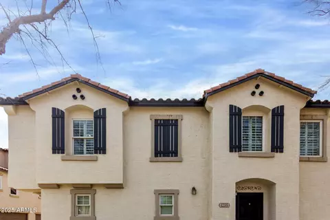 Exterior - 4289 E Jasper Dr, Gilbert, AZ 85296 photo 4 of 11