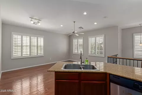 Living - 4289 E Jasper Dr, Gilbert, AZ 85296 photo 6 of 8