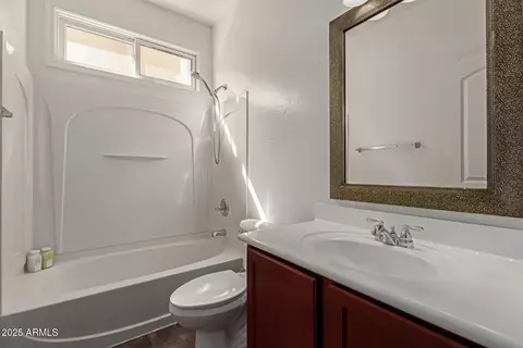 Bath - 4289 E Jasper Dr, Gilbert, AZ 85296 photo 2 of 2