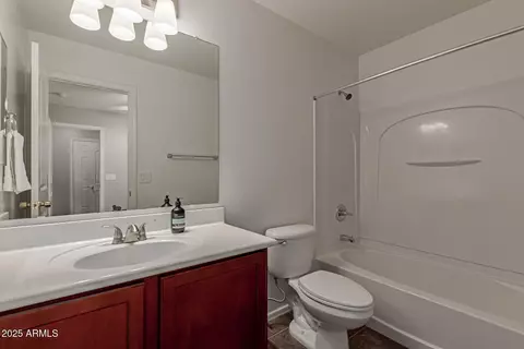 Bath - 4289 E Jasper Dr, Gilbert, AZ 85296 photo 1 of 2