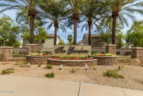 Exterior - 4289 E Jasper Dr, Gilbert, AZ 85296 photo 5 of 11