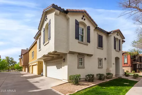 Exterior - 4289 E Jasper Dr, Gilbert, AZ 85296 photo 2 of 11