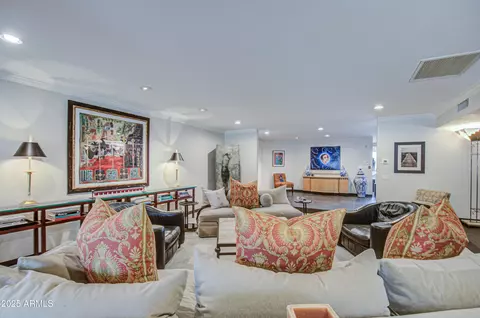 Living - 9415 N 40th St, Phoenix, AZ 85028 photo 5 of 12