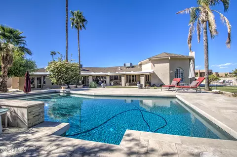 Exterior - 9415 N 40th St, Phoenix, AZ 85028 photo 9 of 17