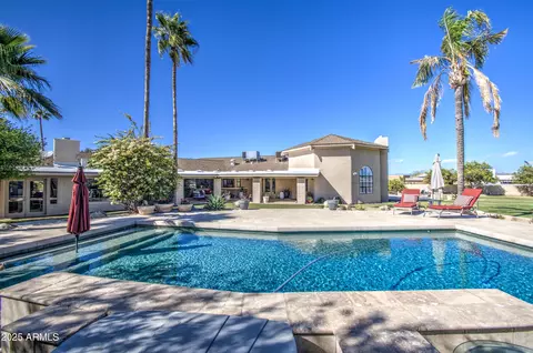 Exterior - 9415 N 40th St, Phoenix, AZ 85028 photo 11 of 17