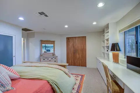 Bedroom - 9415 N 40th St, Phoenix, AZ 85028 photo 7 of 13