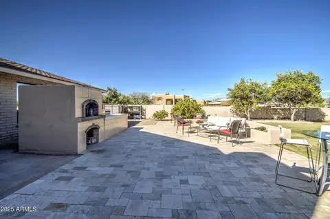 Exterior - 9415 N 40th St, Phoenix, AZ 85028 photo 2 of 17