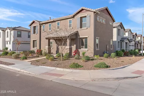 5811 W Encinas Ln, Phoenix, AZ 85043