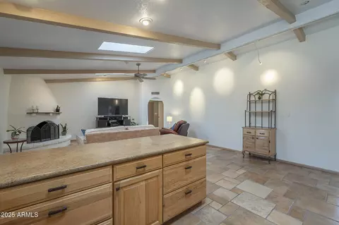 Kitchen - 218 E Caribbean Ln, Phoenix, AZ 85022 photo 5 of 7