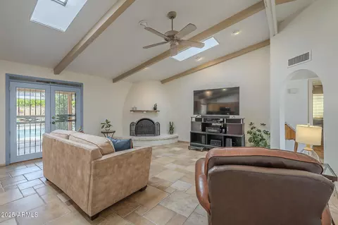 Living - 218 E Caribbean Ln, Phoenix, AZ 85022 photo 4 of 6