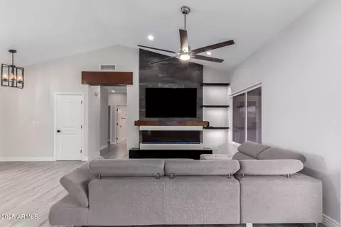 Living - 4537 E Towne Ln, Gilbert, AZ 85234 photo 2 of 3