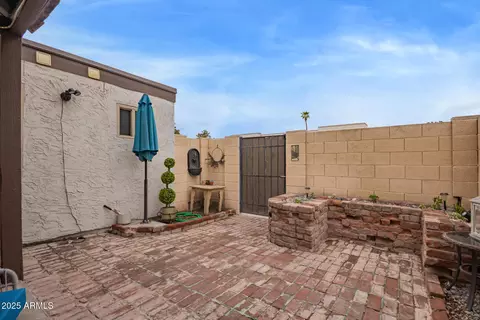 1010 E Redfield Rd, Tempe, AZ 85283 photo 3