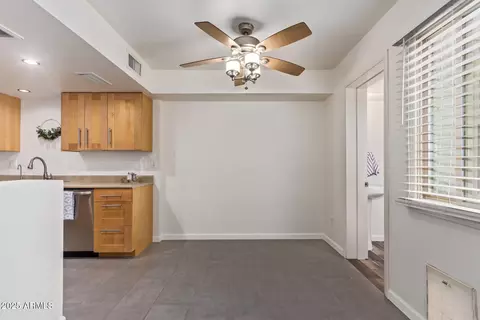 1010 E Redfield Rd, Tempe, AZ 85283 photo 11