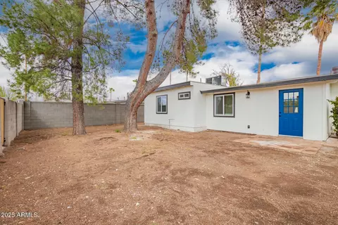 Exterior - 1900 S Coconino Dr, Apache Junction, AZ 85120 photo 2 of 5