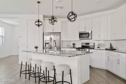 9854 E Red Giant Dr, Mesa, AZ 85212 photo 6