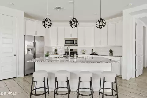9854 E Red Giant Dr, Mesa, AZ 85212 photo 5