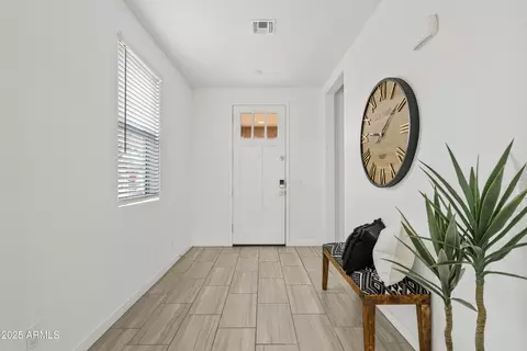 9854 E Red Giant Dr, Mesa, AZ 85212 photo 3