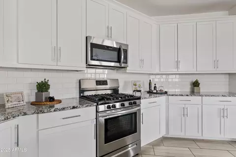 9854 E Red Giant Dr, Mesa, AZ 85212 photo 8