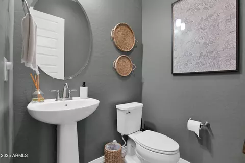 9734 E Spiral Ave, Mesa, AZ 85212 photo 11