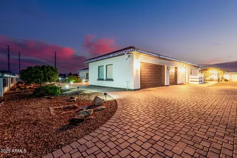 2817 S 195th Ln, Buckeye, AZ 85326
