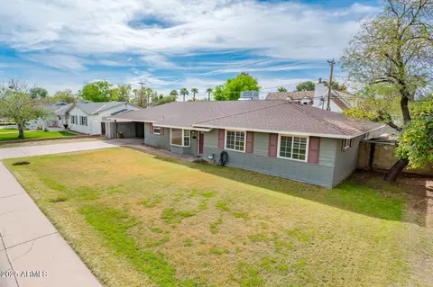 3509 E Highland Ave, Phoenix, AZ 85018 photo 3