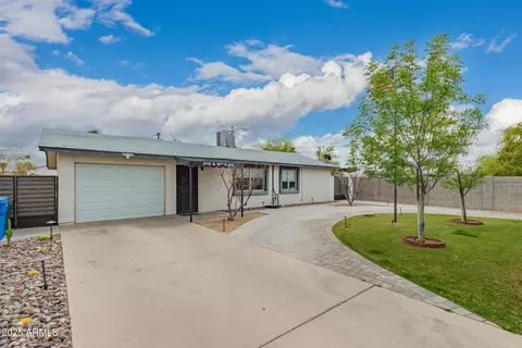4113 N 10th Pl, Phoenix, AZ 85014 photo 2