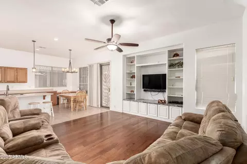 1805 E Sagebrush St, Gilbert, AZ 85296 photo 8