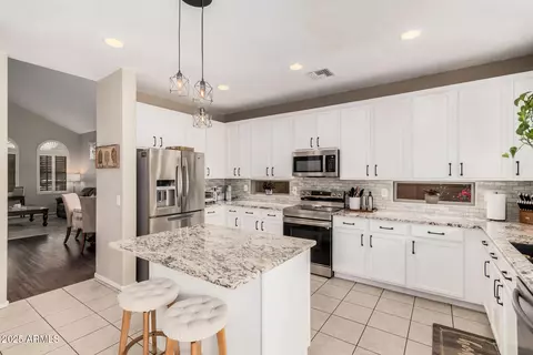 9758 E Monterey Ave, Mesa, AZ 85209 photo 3