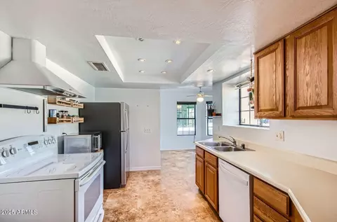 2167 E Aspen Dr, Tempe, AZ 85282 photo 11