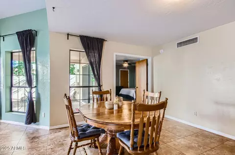 2167 E Aspen Dr, Tempe, AZ 85282 photo 9