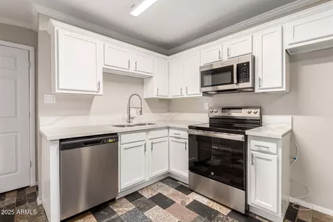3707 W Elm St, Phoenix, AZ 85019 photo 17
