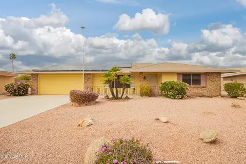 9213 W Newport Dr, Sun City, AZ 85351