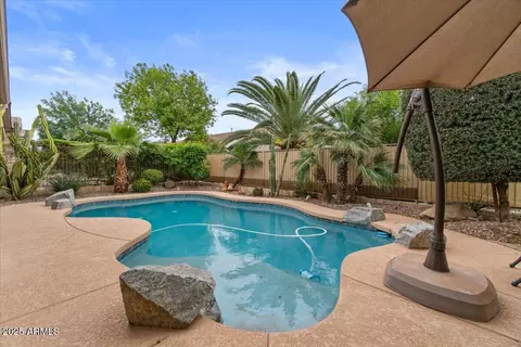 Exterior - 4515 E Rakestraw Ln, Gilbert, AZ 85298 photo 6 of 11