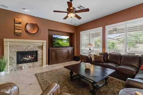 Living - 4515 E Rakestraw Ln, Gilbert, AZ 85298 photo 1 of 3