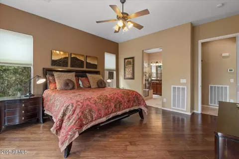 Bedroom - 4515 E Rakestraw Ln, Gilbert, AZ 85298 photo 3 of 5