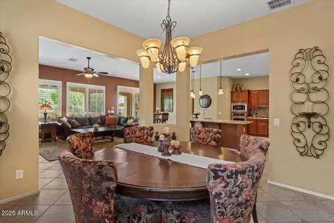 Dining - 4515 E Rakestraw Ln, Gilbert, AZ 85298 photo 2 of 5