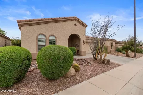 Exterior - 4515 E Rakestraw Ln, Gilbert, AZ 85298 photo 1 of 11