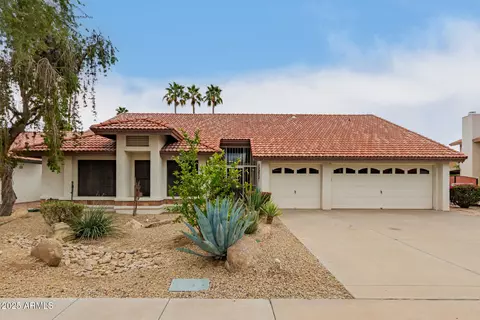 8861 E Sutton Dr, Scottsdale, AZ 85260
