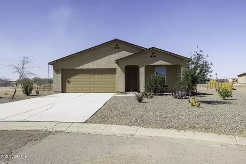 16010 S Elizabeth Pl, Arizona City, AZ 85123