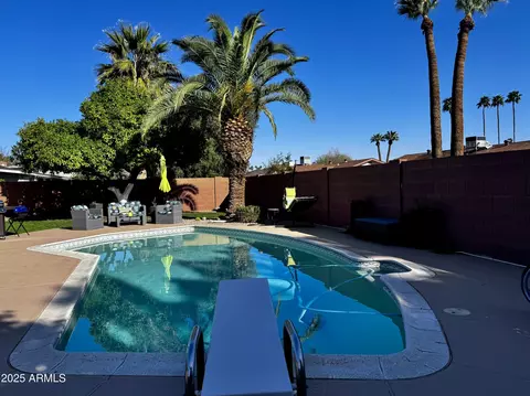 1909 E La Jolla Dr, Tempe, AZ 85282