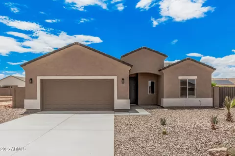 10005 W Mission Dr, Arizona City, AZ 85123