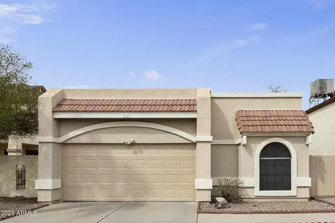 434 E Wescott Dr, Phoenix, AZ 85024