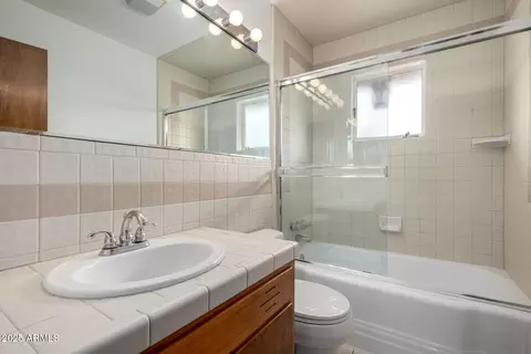 4249 E Mitchell Dr, Phoenix, AZ 85018 photo 27