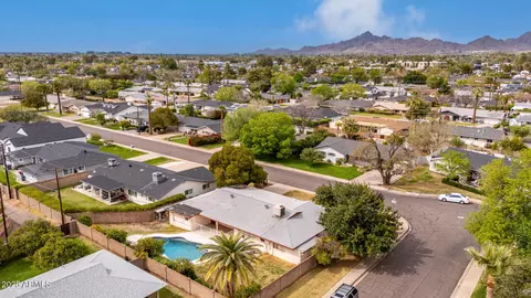 4249 E Mitchell Dr, Phoenix, AZ 85018 photo 41