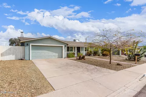 2828 E Desert Cove Ave, Phoenix, AZ 85028