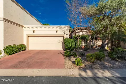 6701 N Scottsdale Rd #15, Scottsdale, AZ 85250