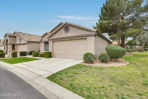 17094 N Silver Path, Surprise, AZ 85374