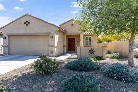 8445 N 61st Ln, Glendale, AZ 85302